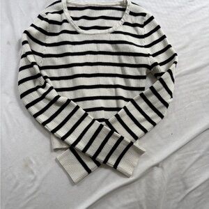SHEIN Black and White Striped Crop Top